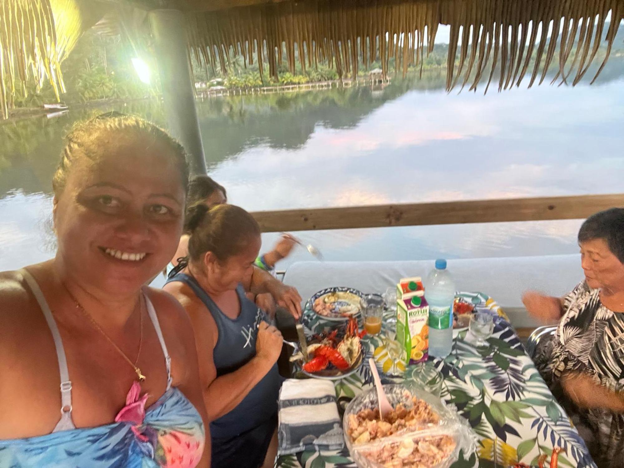 Manatini Lodge Faie Экстерьер фото